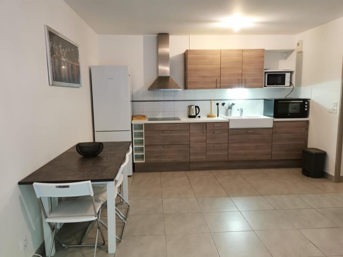 Appartement Magnifique T3 Pour 8 Personnes A Montpellier, Wifi, Parking Extérieur photo